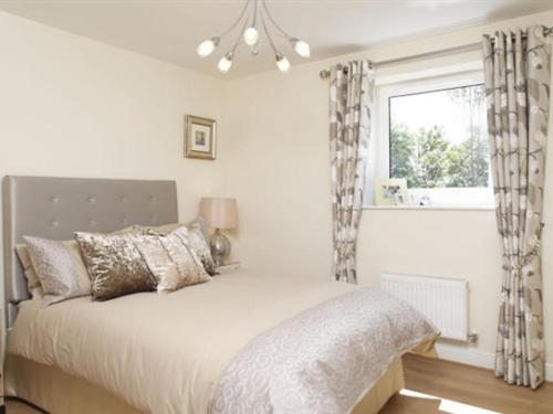Apple House Guesthouse Heathrow Airport Hillingdon Exterior foto